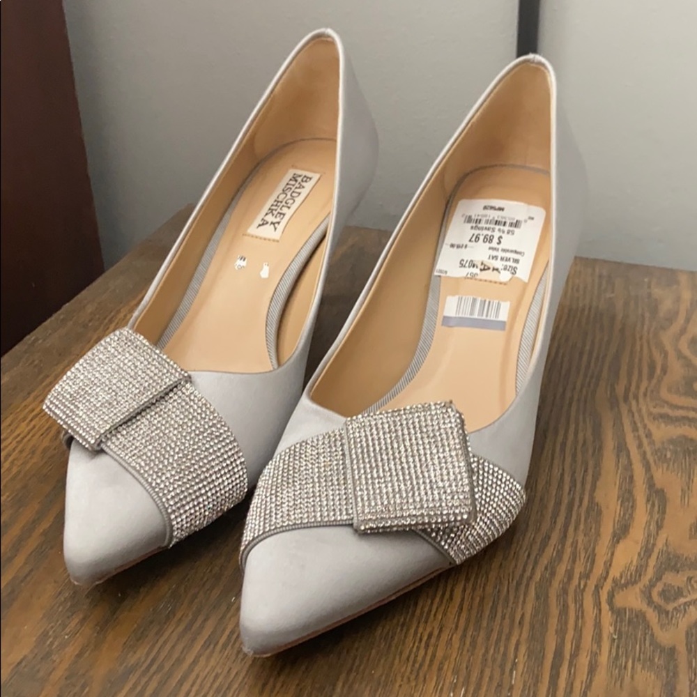 Badgley Mischka Nickel / Gray Shoes